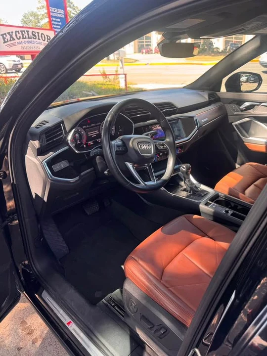 2019 Audi F3 Q3 - Image 7 of 16