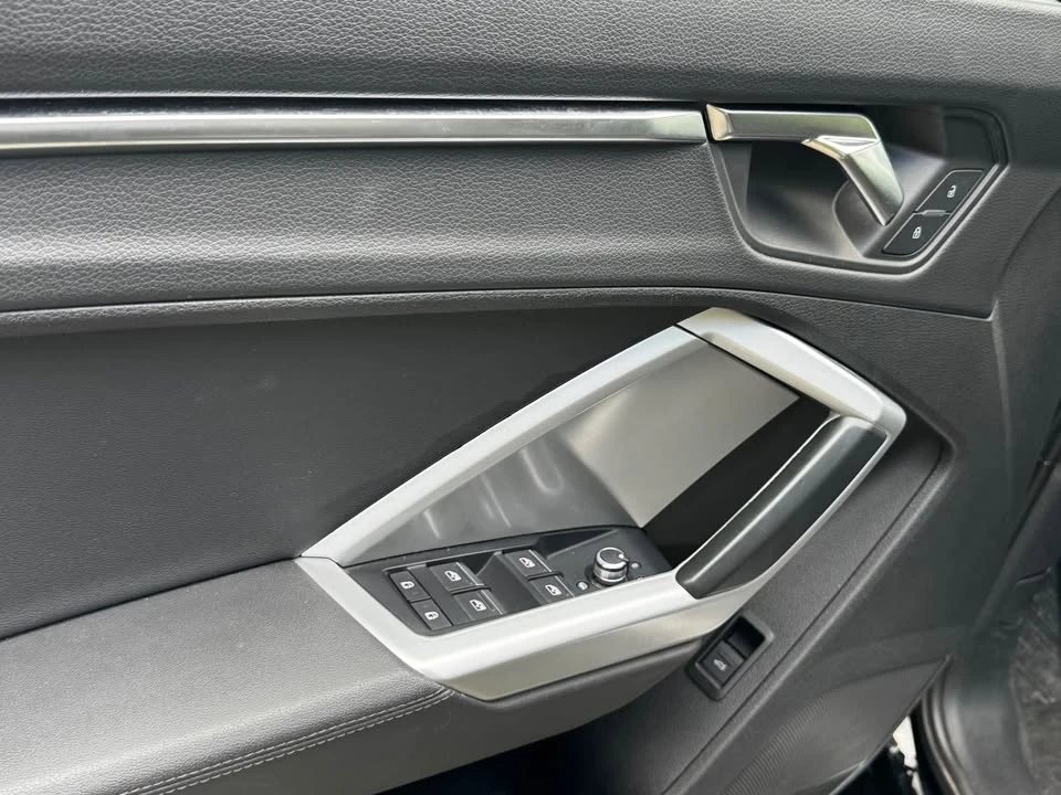 2019 Audi F3 Q3 - Image 10 of 11