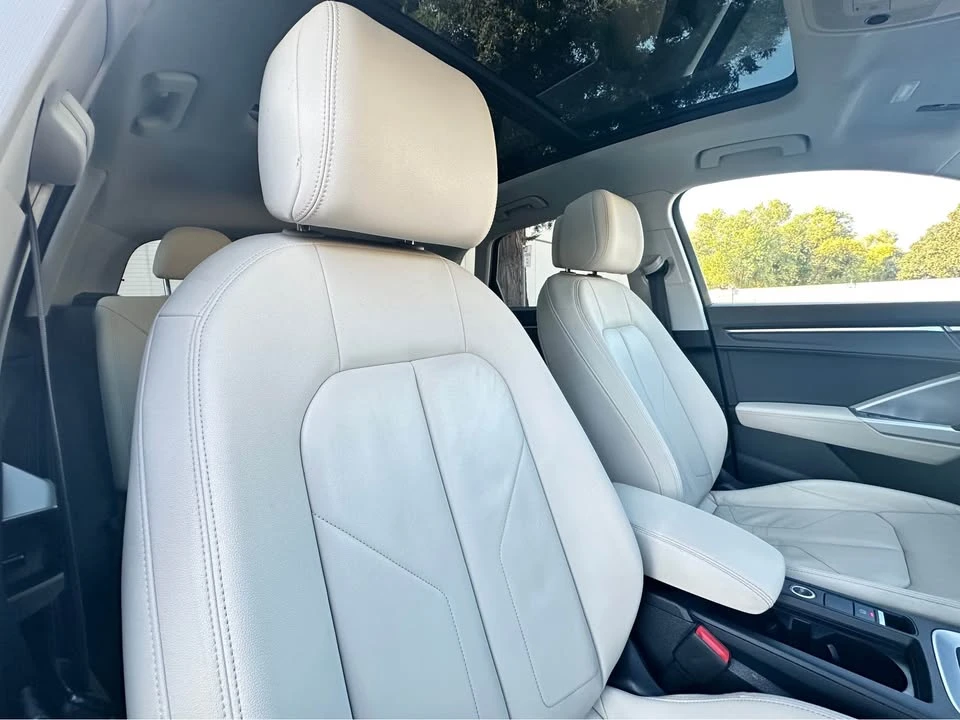 2019 Audi F3 Q3 - Image 8 of 12