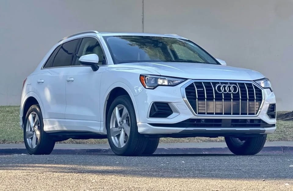 2019 Audi F3 Q3 - Image 3 of 12