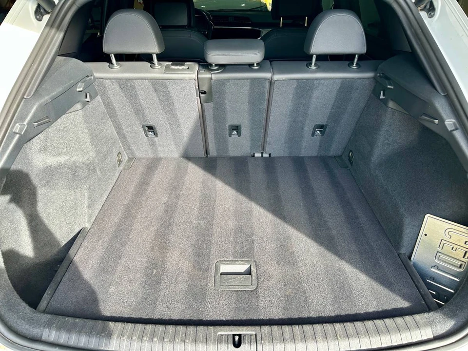 2019 Audi F3 Q3 - Image 15 of 15