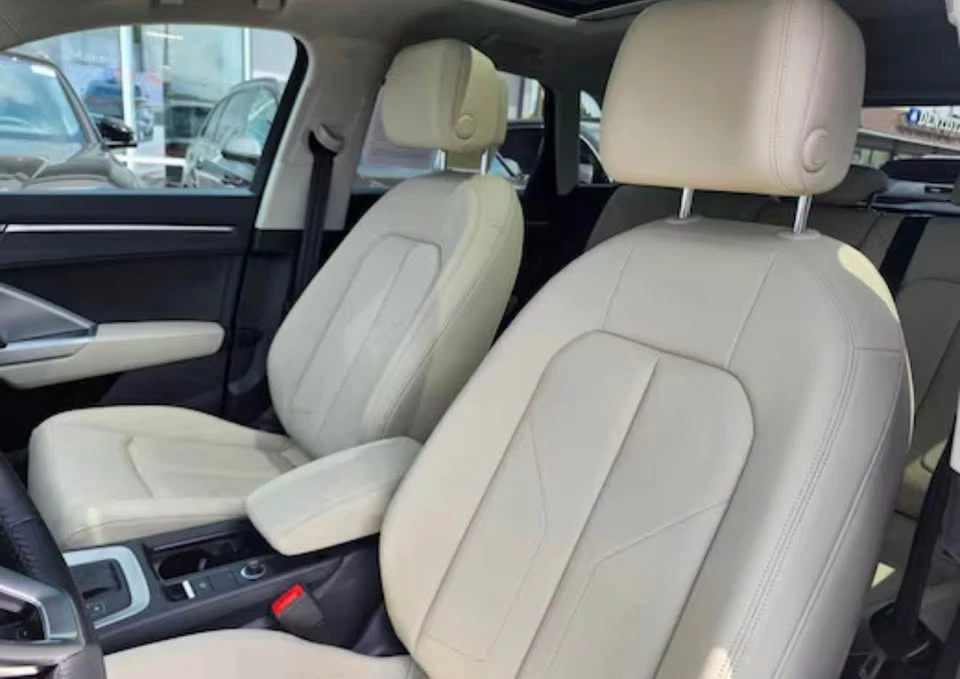 2019 Audi F3 Q3 - Image 2 of 10