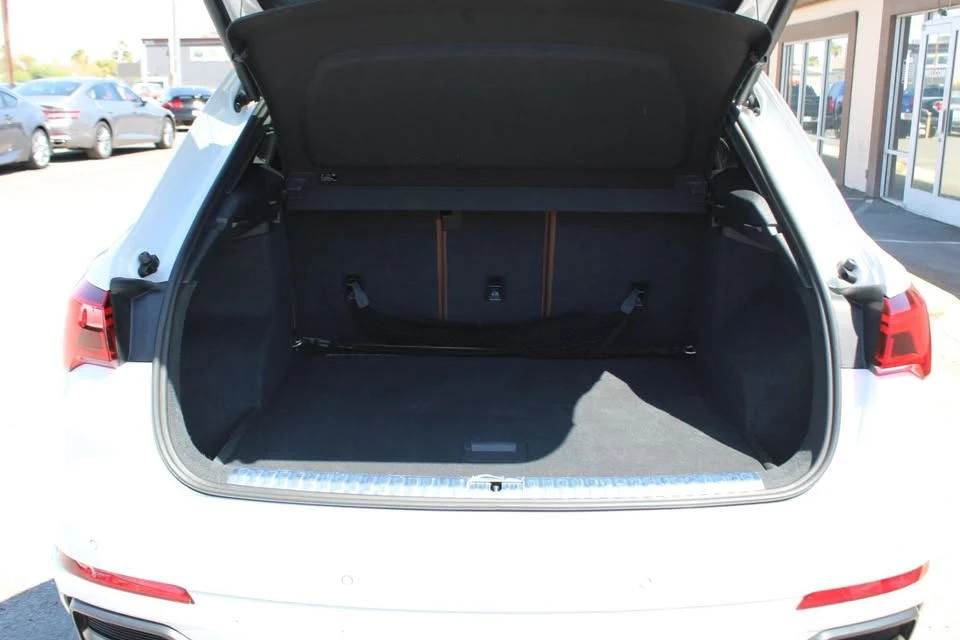 2019 Audi F3 Q3 - Image 6 of 20