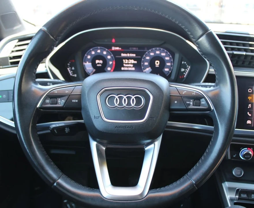 2019 Audi F3 Q3 - Image 7 of 20