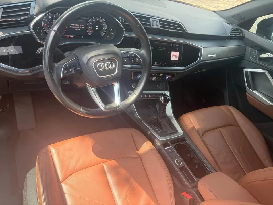 2019 Audi F3 Q3 - Image 3 of 4