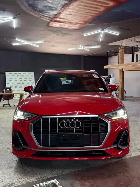 2019 Audi F3 Q3 - Image 2 of 9