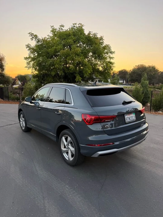 2019 Audi F3 Q3 - Image 2 of 16