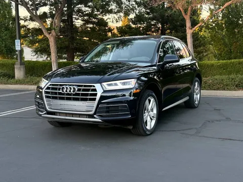 2019 Audi Q5 45 TFSI Premium Plus