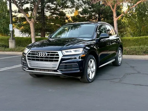 2019 Audi Q5 45 TFSI Premium Plus Sport Utility 4D
