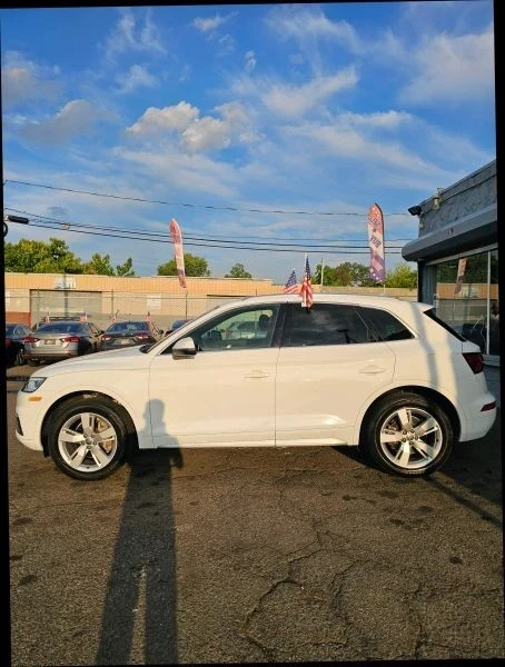 2019 Audi FY Q5 - Image 2 of 12