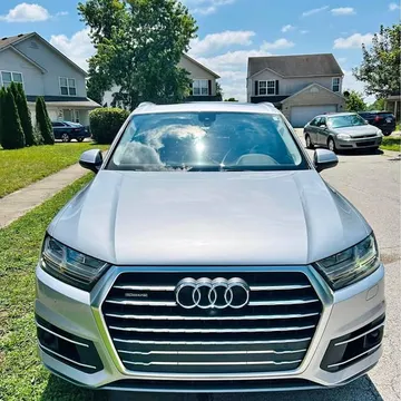 2019 Audi Q7 4.2 Quattro Premium Sport Utility 4D