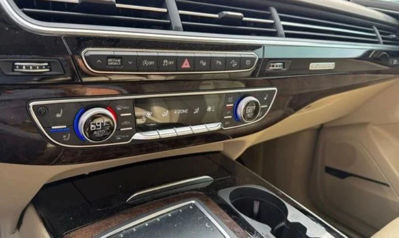 2019 Audi 4M Q7 - Image 7 of 9