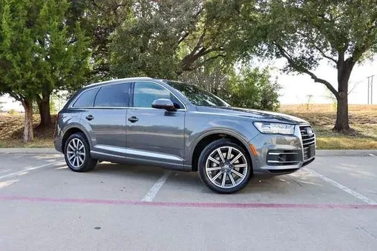 2019 Audi Q7 55 TFSI Premium Plus Sport Utility 4D