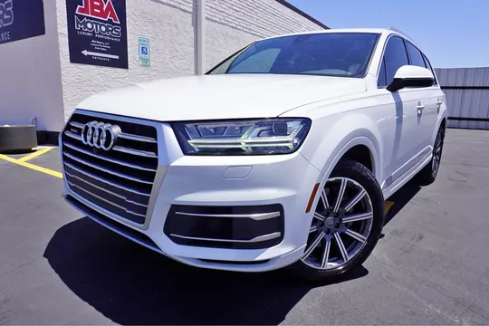 2019 Audi Q7 55 TFSI Premium Plus Sport Utility 4D