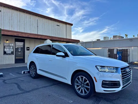 2019 Audi Q7 55 TFSI SE Premium Plus Sport Utility 4D