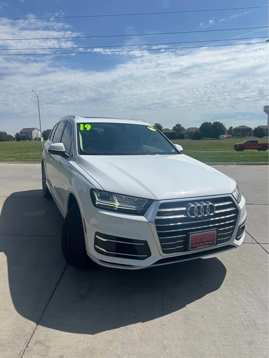 2019 Audi 4M Q7 - Image 2 of 15