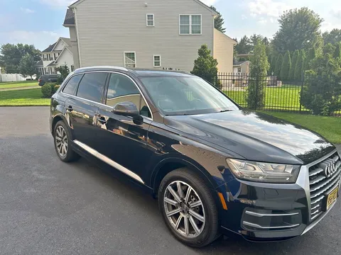 2019 Audi Q7 Premium Plus