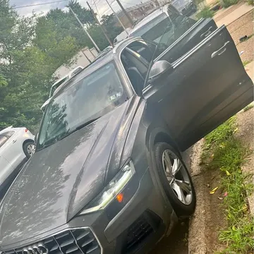 2019 Audi Q8 55 TFSI Premium Plus Sport Utility 4D