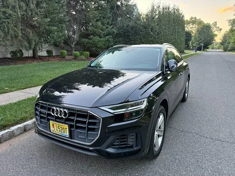 2019 Audi Q8 55 TFSI Premium Sport Utility 4D