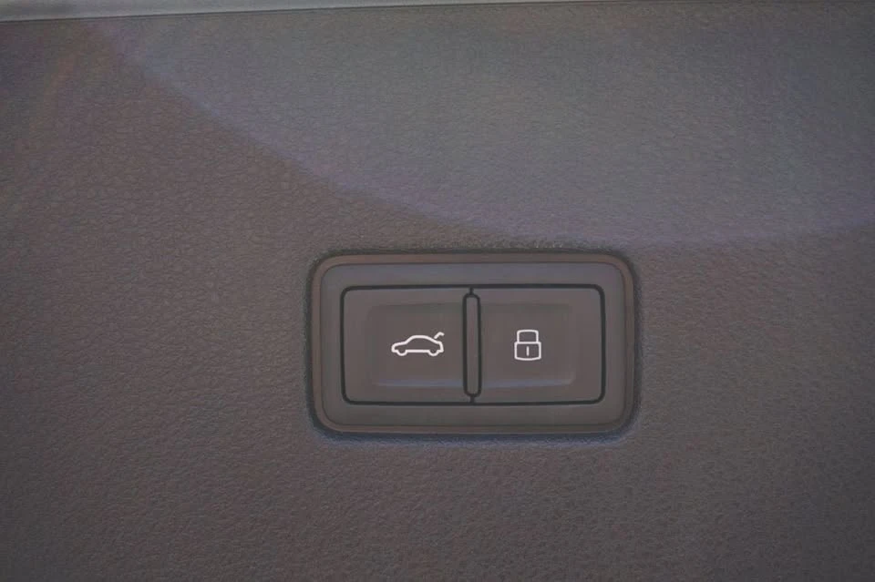 2019 Audi Q8 - Image 10 of 20