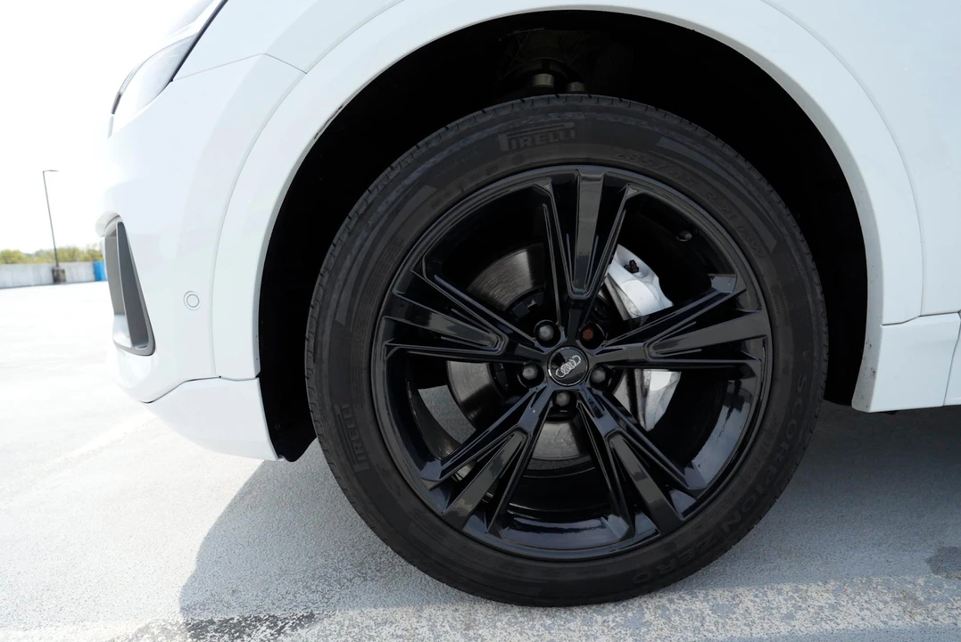 2019 Audi Q8 - Image 25 of 31