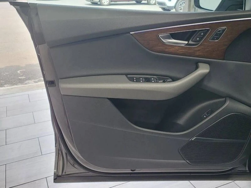 2019 Audi Q8 - Image 9 of 12