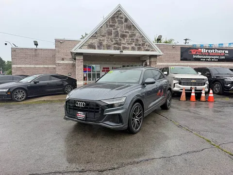 2019 Audi Q8 S line Quattro prestige