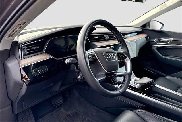 2019 Audi e-tron - Image 4 of 11