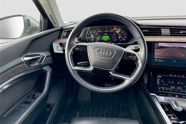2019 Audi e-tron - Image 10 of 11