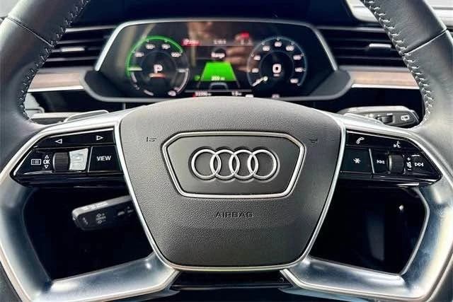2019 Audi e-tron - Image 5 of 11