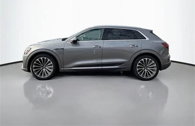 2019 Audi e-tron - Image 3 of 11