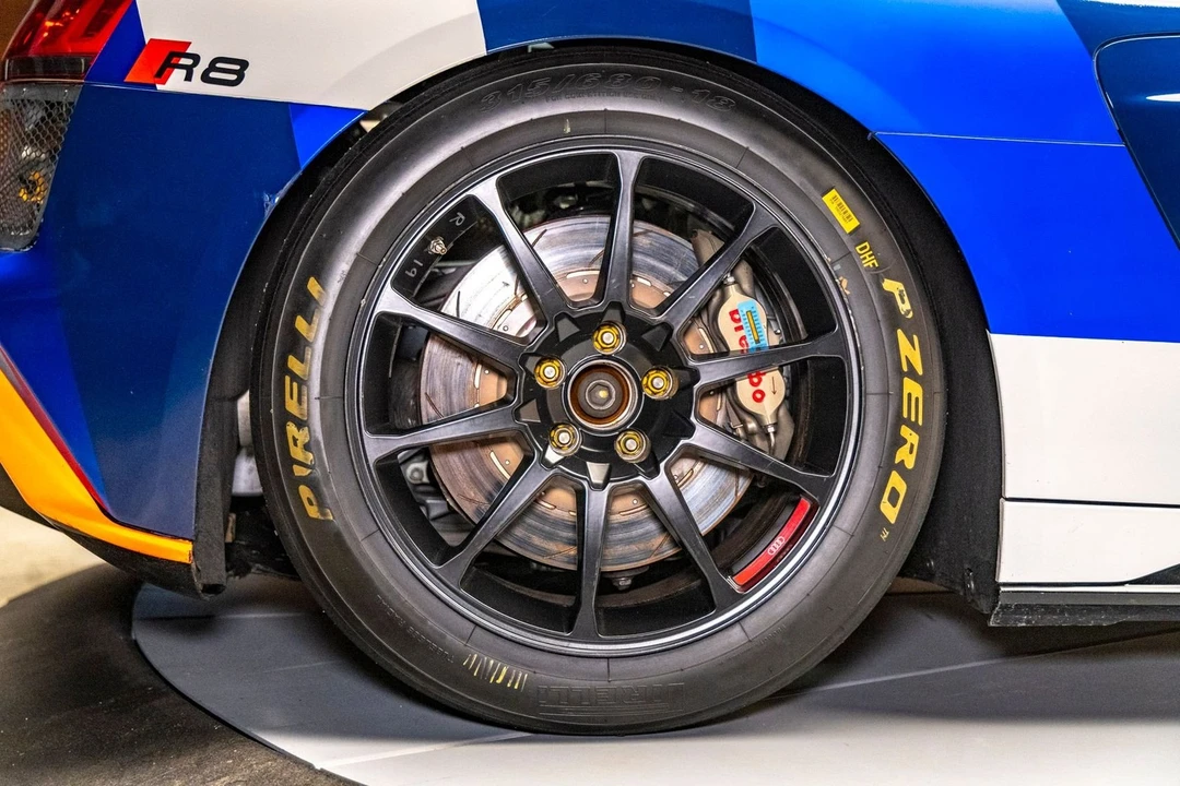 2019 Audi 4S R8 - Image 15 of 24