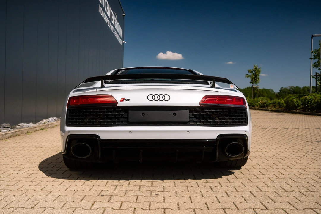 2019 Audi 4S R8 - Image 6 of 31