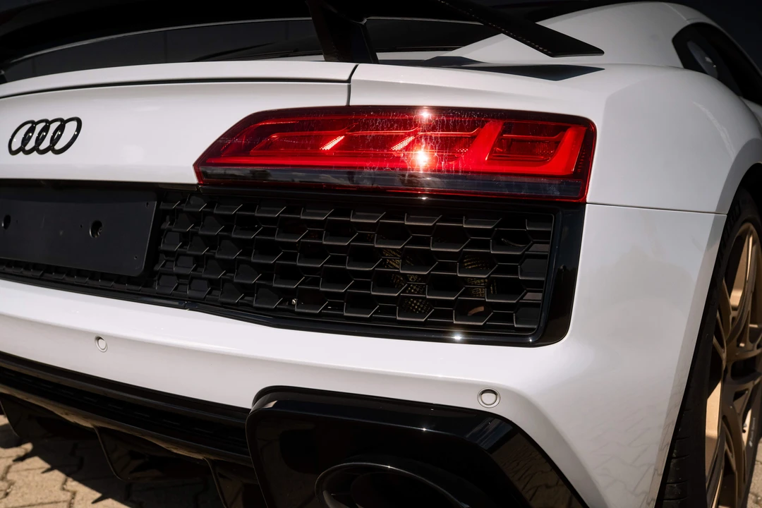2019 Audi 4S R8 - Image 17 of 31