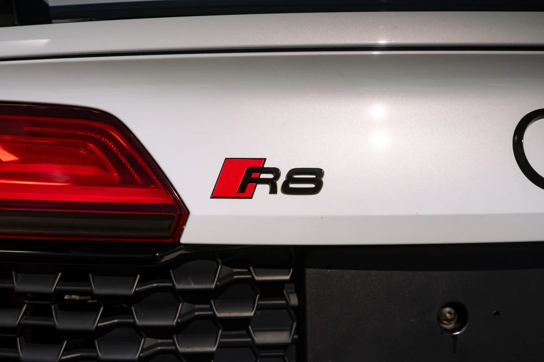 2019 Audi 4S R8 - Image 20 of 31