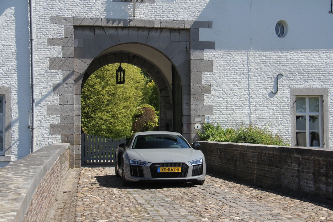 2019 Audi 4S R8 - Image 11 of 31