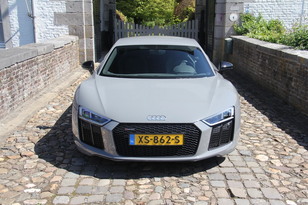 2019 Audi 4S R8 - Image 9 of 31