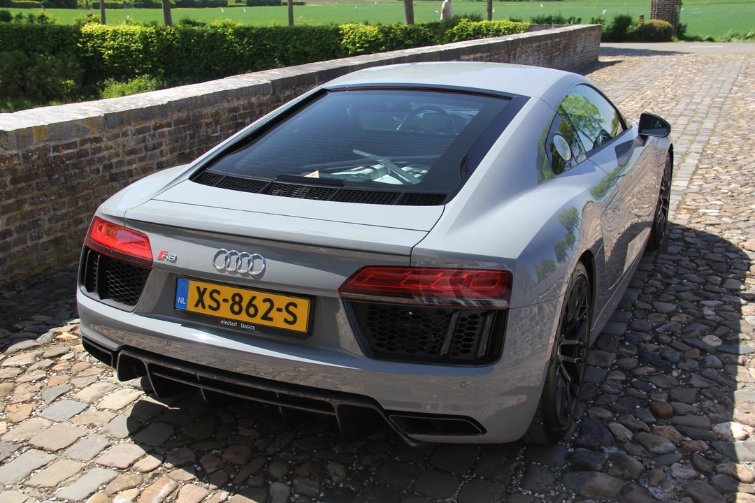 2019 Audi 4S R8 - Image 16 of 31