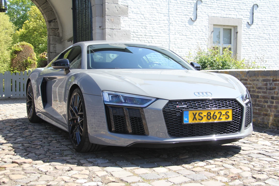 2019 Audi 4S R8 - Image 3 of 31
