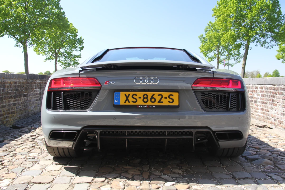 2019 Audi 4S R8 - Image 5 of 31