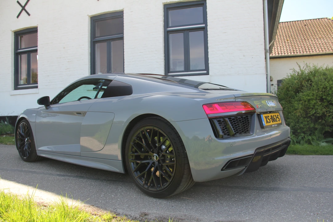 2019 Audi 4S R8 - Image 6 of 31