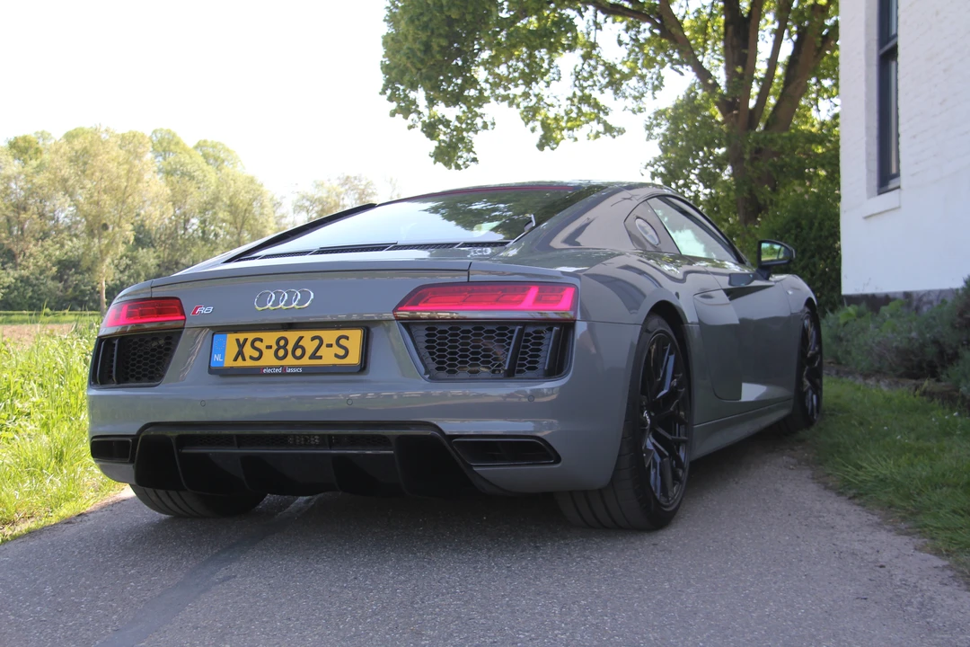 2019 Audi 4S R8 - Image 4 of 31
