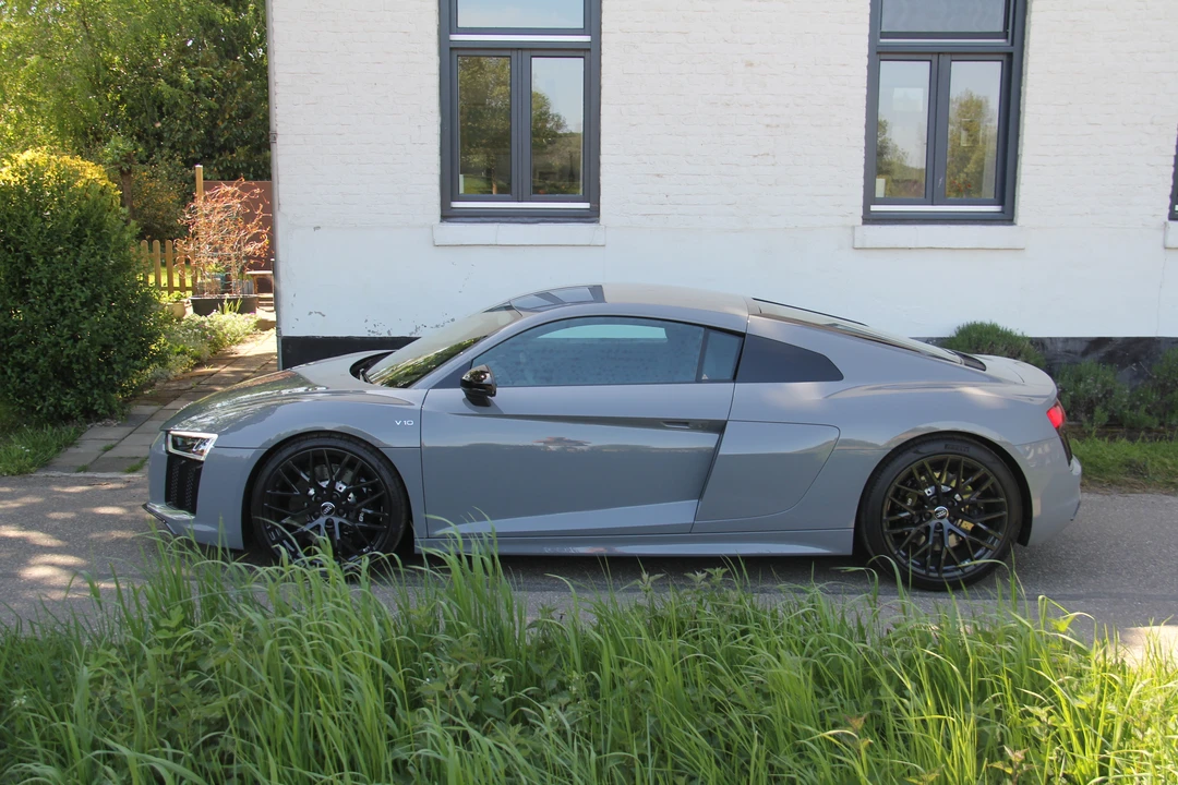 2019 Audi 4S R8 - Image 7 of 31