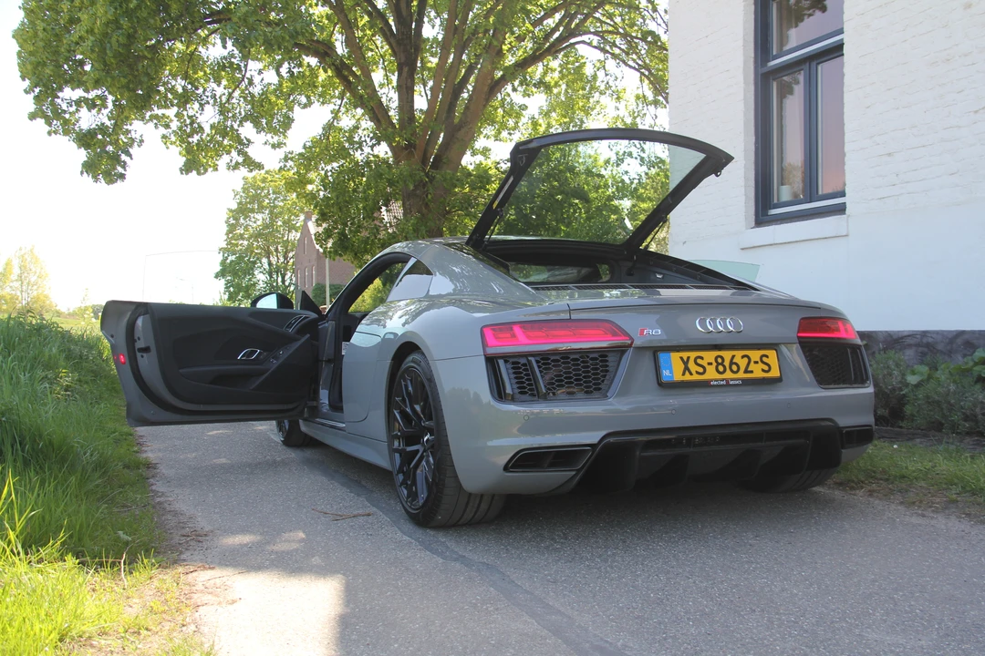 2019 Audi 4S R8 - Image 21 of 31