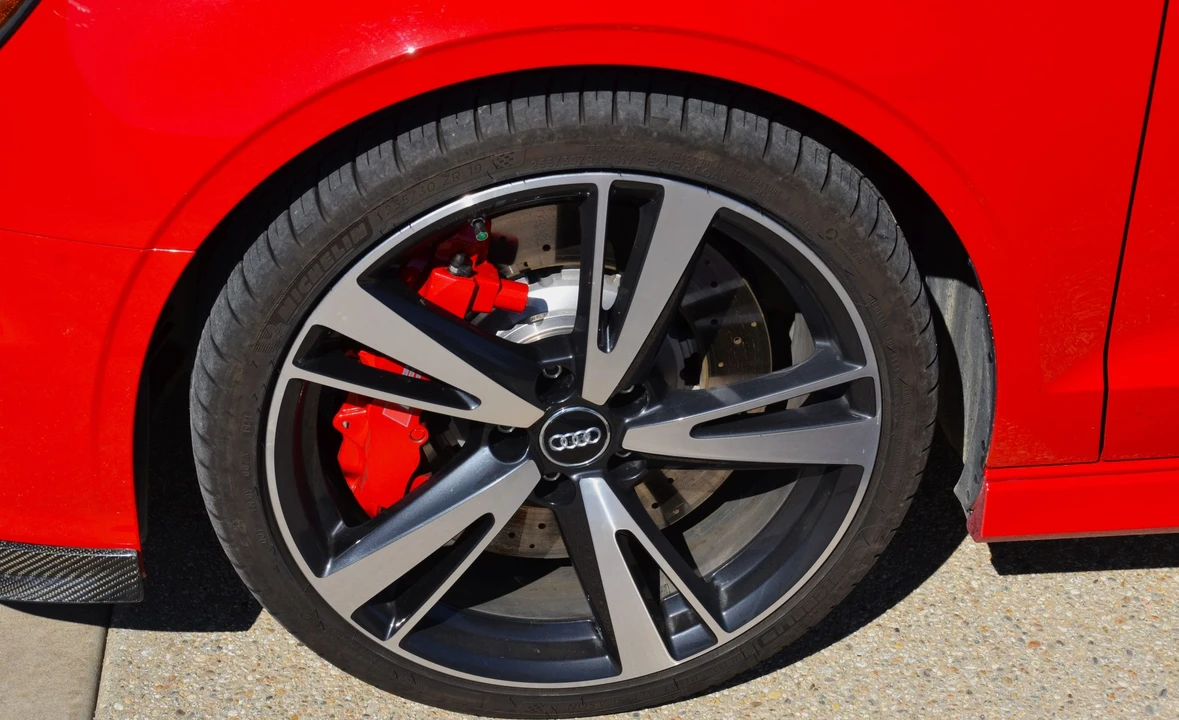 2019 Audi 8V RS3 - Image 2 of 8