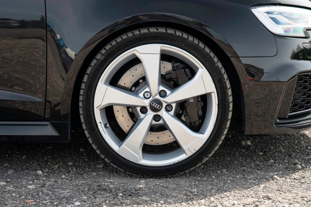 2019 Audi 8V RS3 - Image 17 of 31