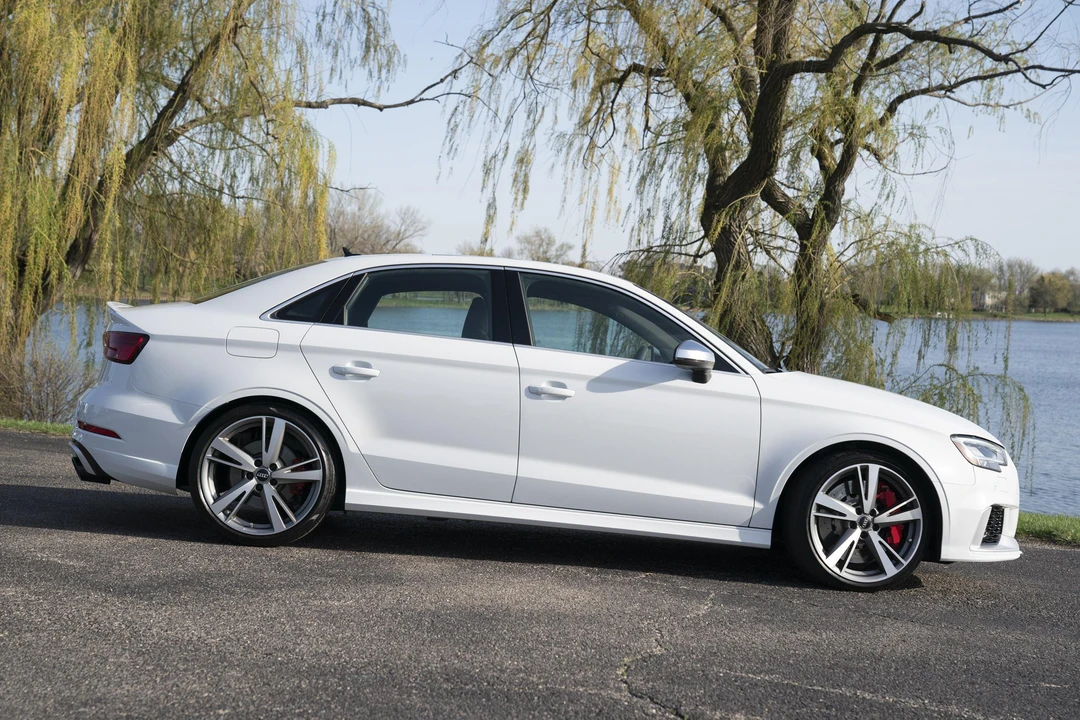 2019 Audi 8V RS3 - Image 8 of 31