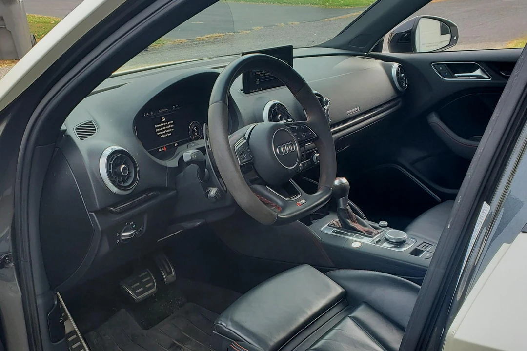 2019 Audi 8V RS3 - Image 8 of 12