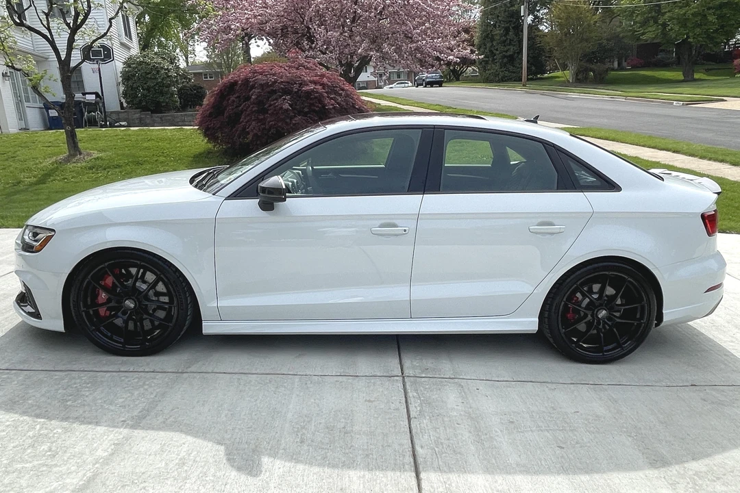 2019 Audi 8V RS3 - Image 3 of 31