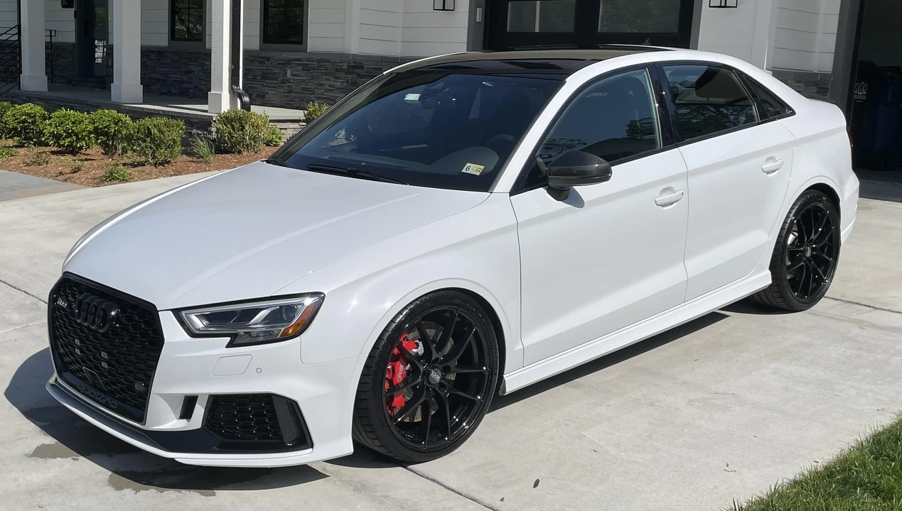 2019 Audi 8V RS3 - Image 12 of 31